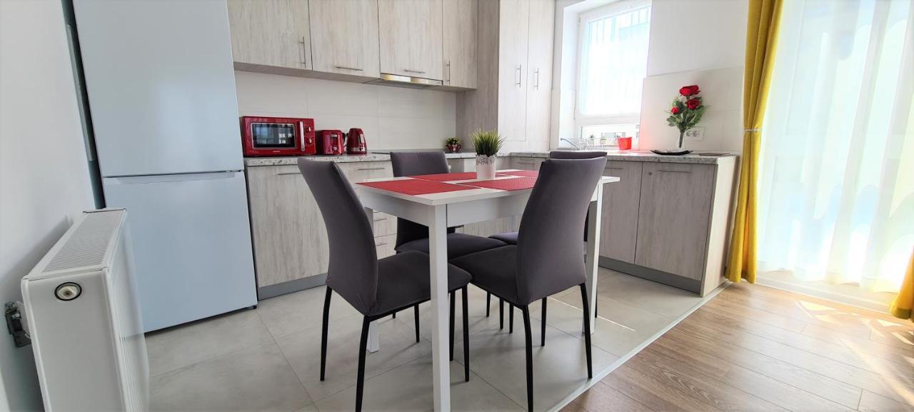 Brasov Retreat Apartment Bagian luar foto
